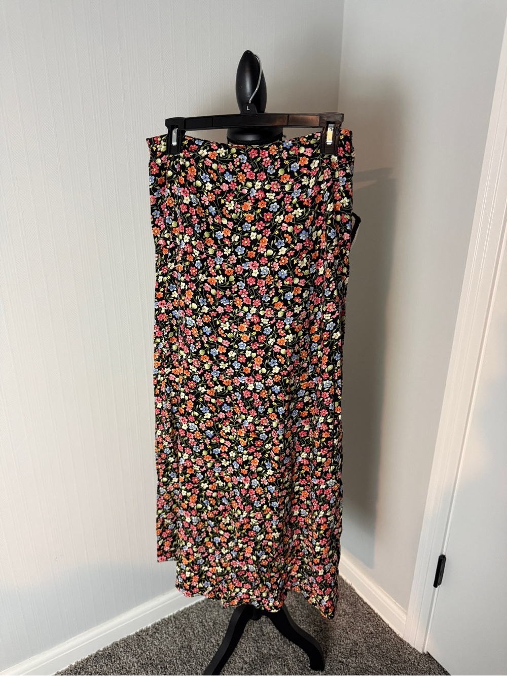 Vintage Talbots size 6 floral adorable skirt maxi style